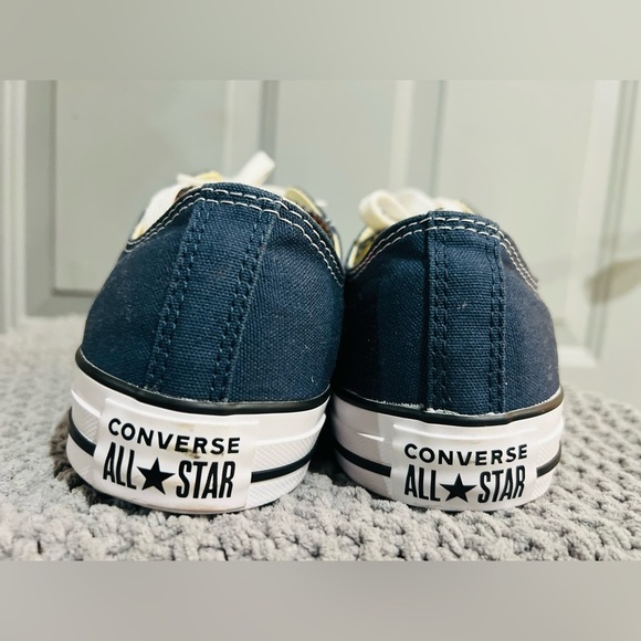 New Navy blue men’s converse size 10 - Picture 4 of 6